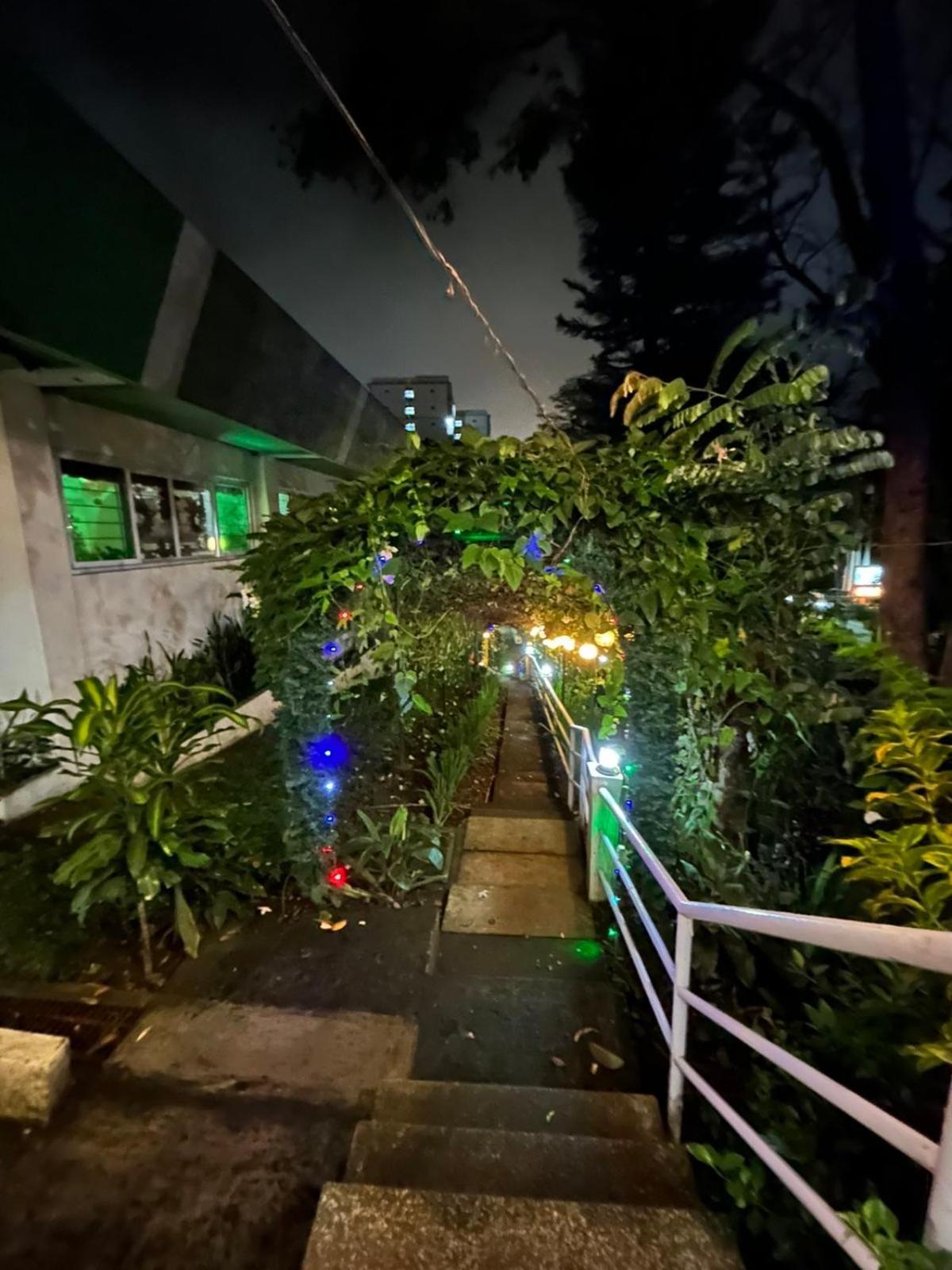 All Care Bed And Breakfast Tagaytay City Ngoại thất bức ảnh